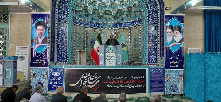 تصاویر/ اقامه نماز جمعه در شهر انار