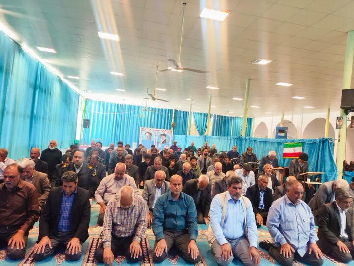تصاویر/ اقامه نماز جمعه در شهر یزدان آباد