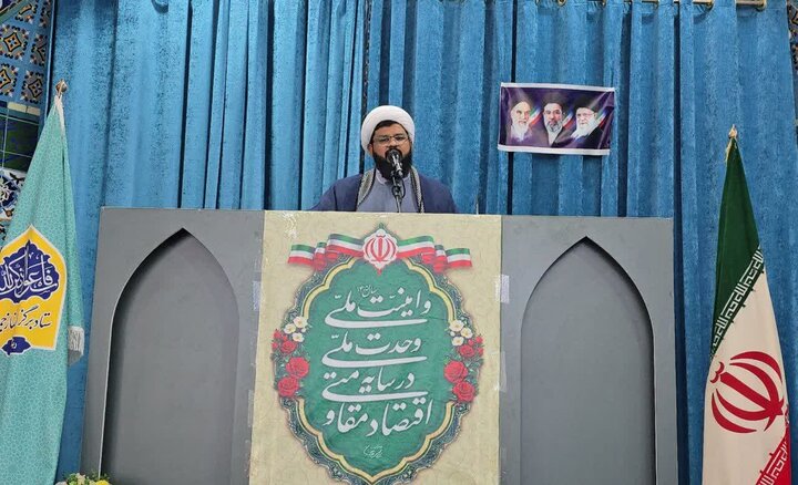 تصاویر/ اقامه نماز جمعه در شهر ریگان