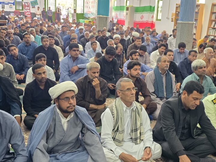تصاویر/ اقامه نماز جمعه در شهر ریگان