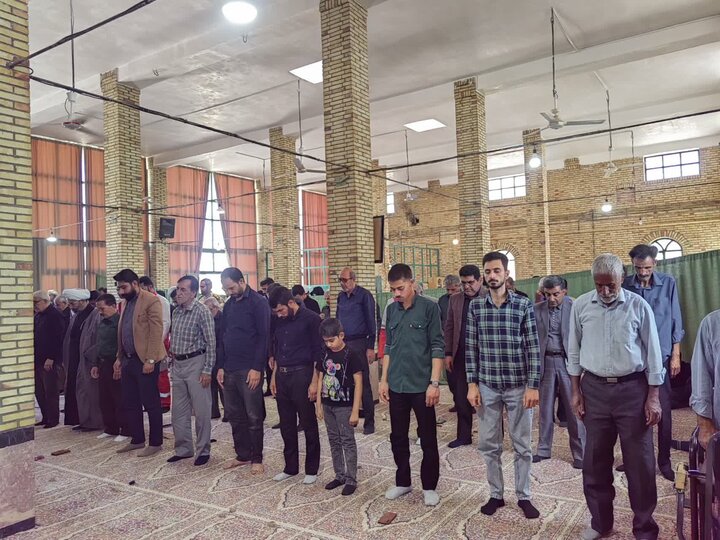 تصاویر/ اقامه نماز جمعه در شهر شهداد
