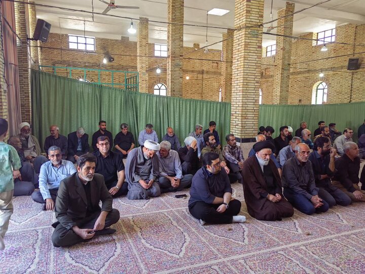 تصاویر/ اقامه نماز جمعه در شهر شهداد