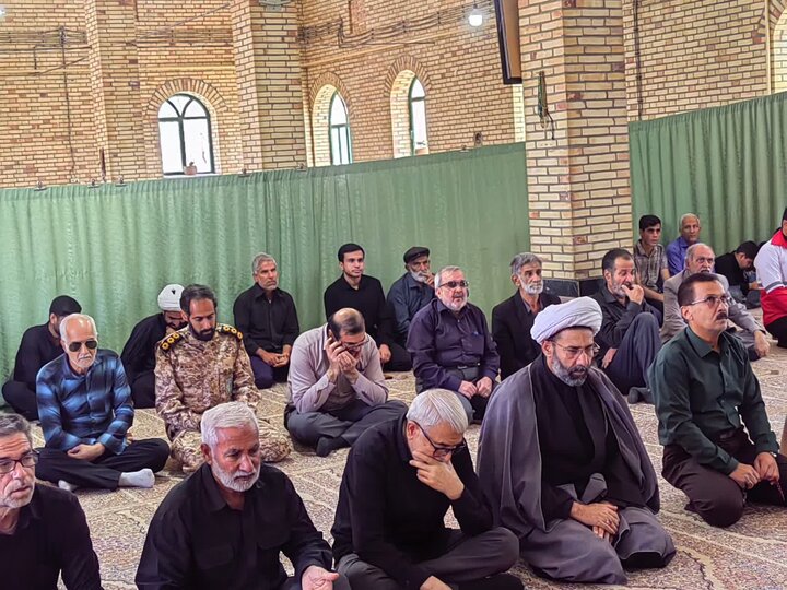 تصاویر/ اقامه نماز جمعه در شهر شهداد