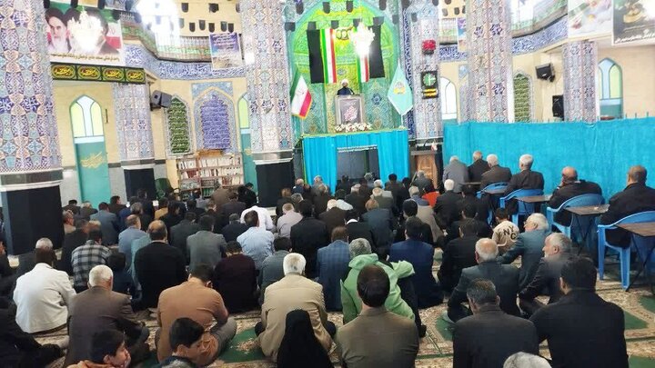 تصاویر/ اقامه نماز جمعه در شهر کوهبنان