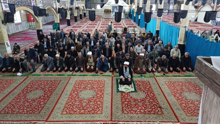 تصاویر/ اقامه نماز جمعه در شهر پاریز