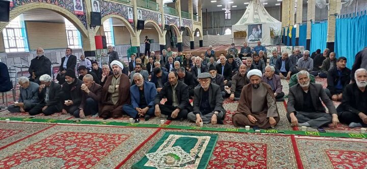 تصاویر/ اقامه نماز جمعه در شهر پاریز