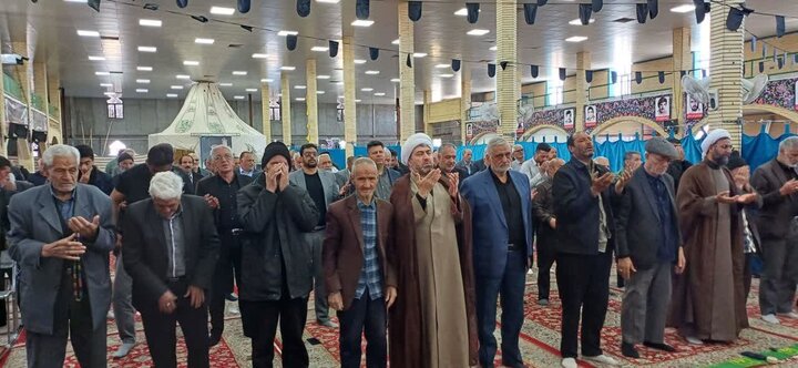 تصاویر/ اقامه نماز جمعه در شهر پاریز