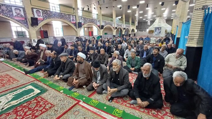 تصاویر/ اقامه نماز جمعه در شهر پاریز