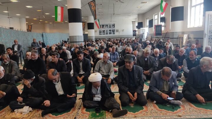 تصاویر/ اقامه نماز جمعه در شهر کشکوئیه