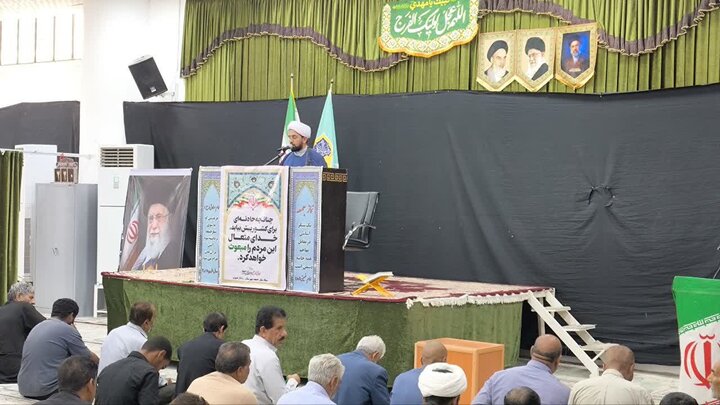 تصاویر/ اقامه نماز جمعه در شهر رودبارجنوب