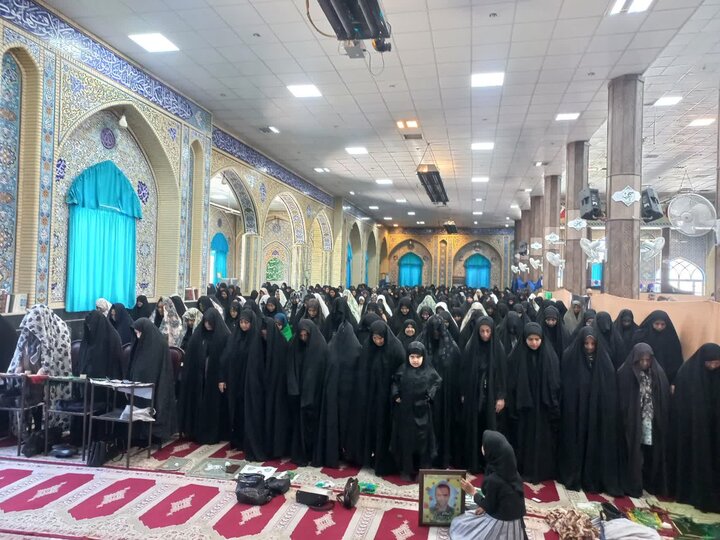 تصاویر/ اقامه نماز جمعه در شهر باغین با تشییع پیکر شهید اقتدار