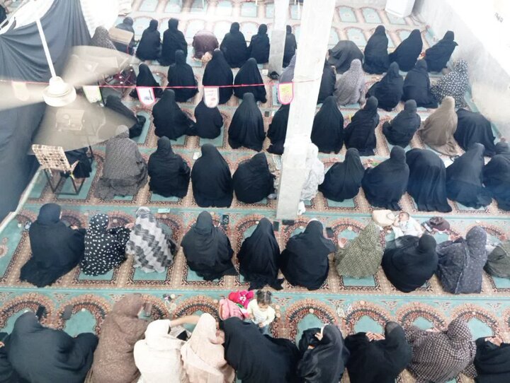 تصاویر/ اقامه نماز جمعه در شهر نودژ