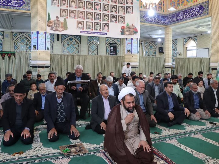 تصاویر/ اقامه نماز جمعه در شهر زیدآباد
