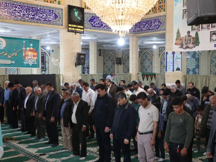 تصاویر/ اقامه نماز جمعه در شهر زیدآباد