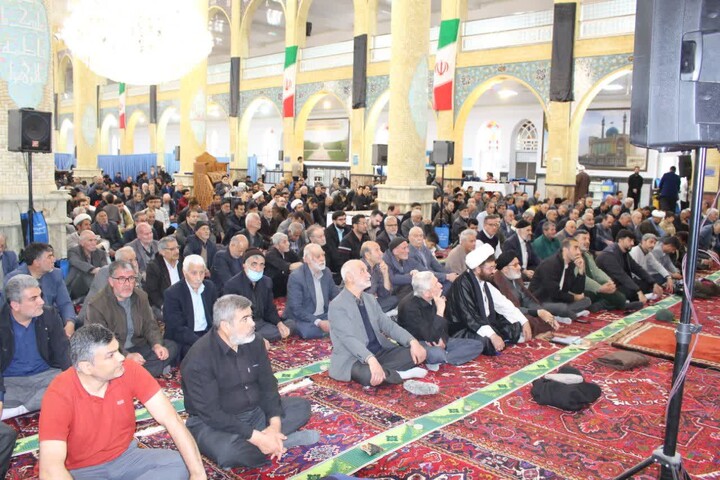 تصاویر/ اقامه نماز جمعه بناب