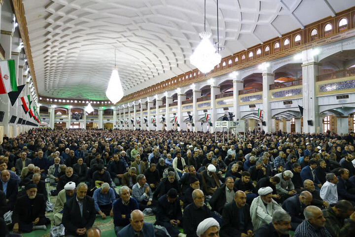 تصاویر/ اقامه نماز جمعه تبریز