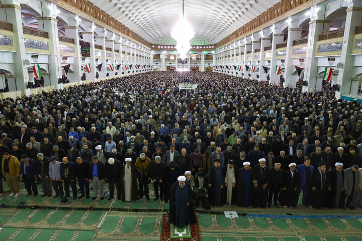 تصاویر/ اقامه نماز جمعه تبریز