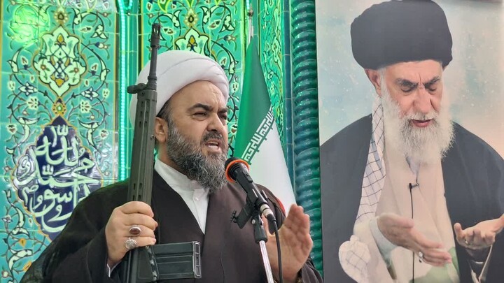 تصاویر/ اقامه نماز جمعه ترکمنچای