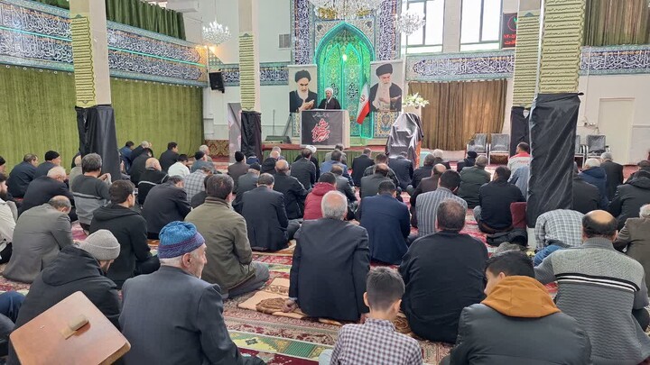 تصاویر/ اقامه نماز جمعه ترکمنچای