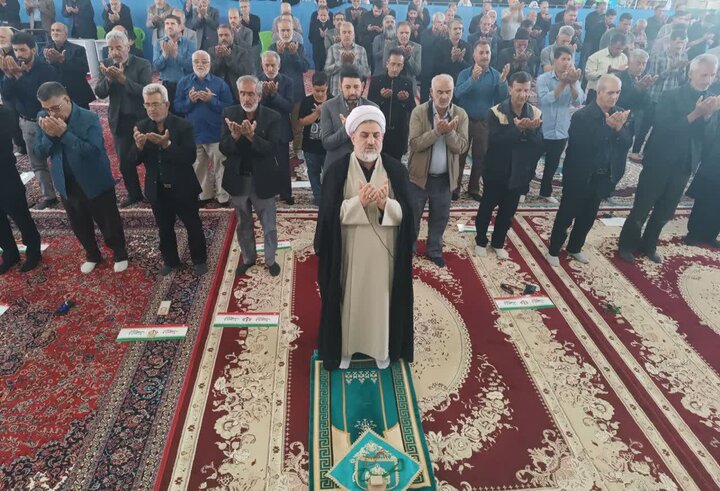 تصاویر/ اقامه نماز جمعه در شهر صفائیه