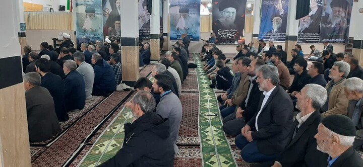 تصاویر/ اقامه نماز جمعه دندی