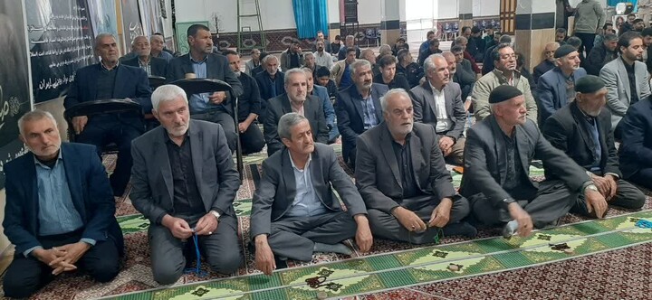 تصاویر/ اقامه نماز جمعه دندی