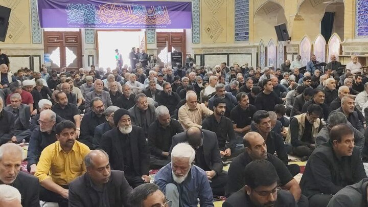 تصاویر/ اقامه نماز جمعه در شهر بم