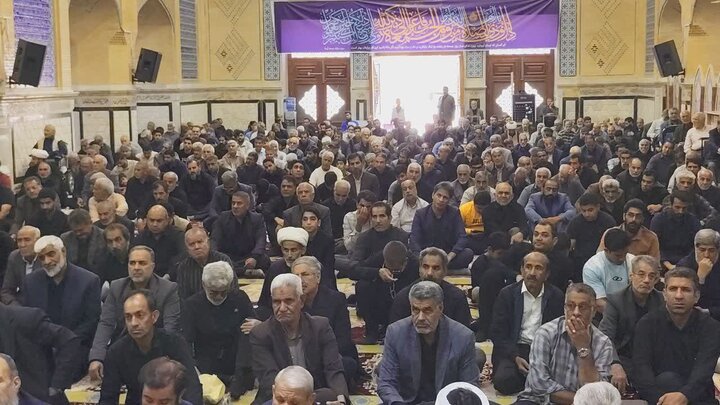 تصاویر/ اقامه نماز جمعه در شهر بم