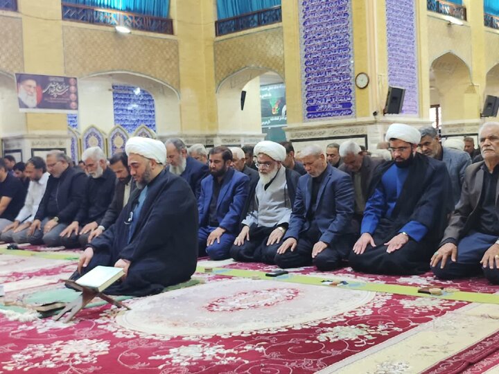 تصاویر/ اقامه نماز جمعه در شهر بم
