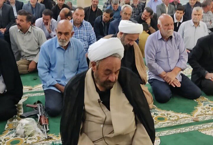 تصاویر/ اقامه نماز جمعه در شهر بهرمان