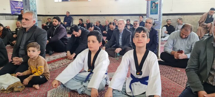 تصاویر/ اقامه نماز جمعه سلطانیه