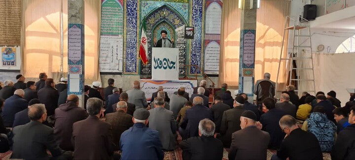 تصاویر/ اقامه نماز جمعه سلطانیه