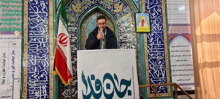تصاویر/ اقامه نماز جمعه سلطانیه