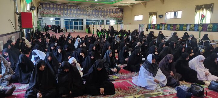 تصاویر/ اقامه نماز جمعه در شهر طغرالجرد