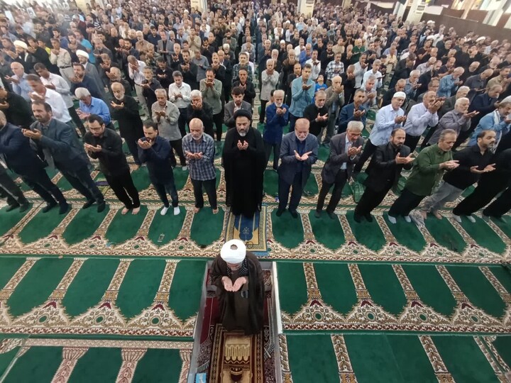 نماز جمعه بوشهر به روایت تصویر