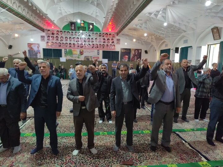 تصاویر/ اقامه نماز جمعه در شهر خانوک