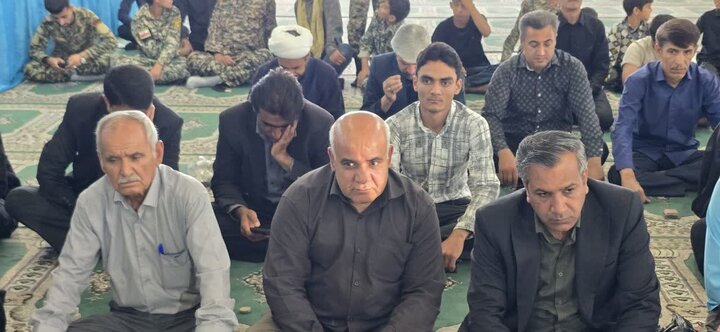 تصاویر/ اقامه نماز جمعه در شهر عنبرآباد