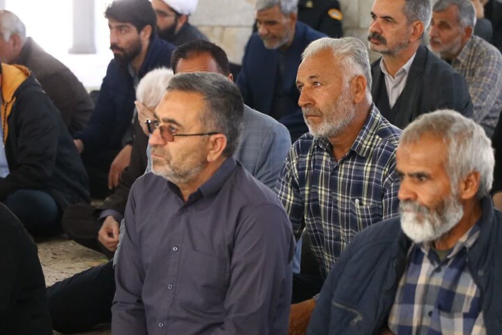 تصاویر|  نماز جمعه عبادی و سیاسی قاین