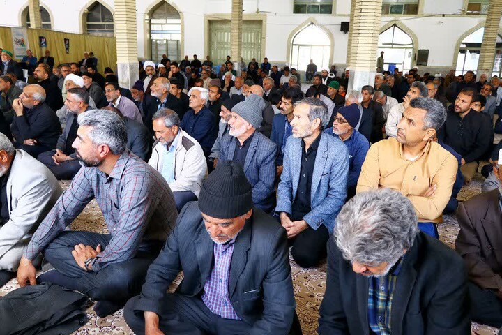 تصاویر|  نماز جمعه عبادی و سیاسی قاین