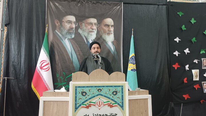 تصاویر| / نماز جمعه عبادی و سیاسی سربیشه