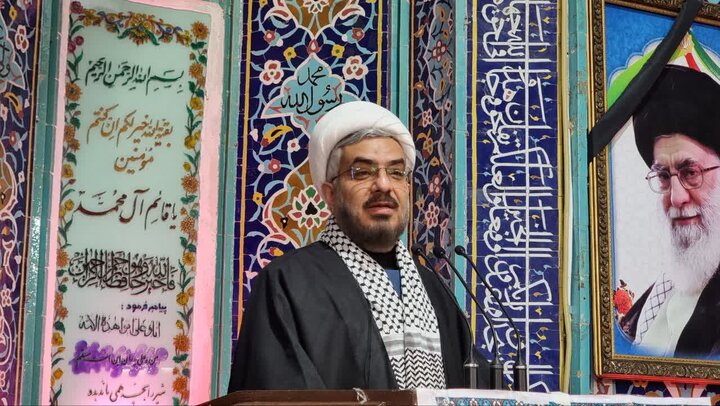 تصاویر/ اقامه نماز جمعه در دماوند