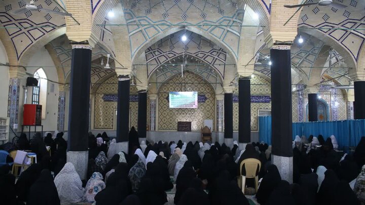 تصاویر/ اقامه نماز جمعه در شهر ماهان