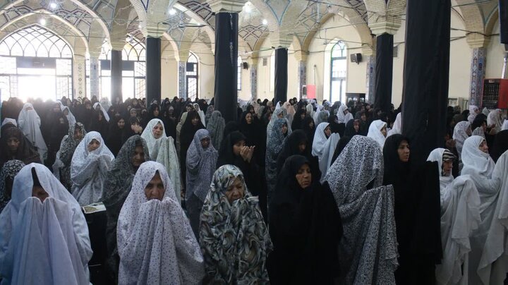 تصاویر/ اقامه نماز جمعه در شهر ماهان