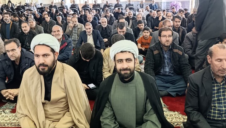تصاویر / اقامه نماز جمعه نهاوند