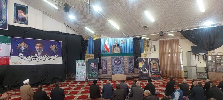 تصاویر / اقامه نماز جمعه نهاوند