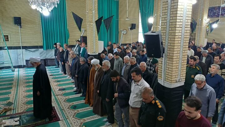 تصاویر/اقامه نماز عبادی سیاسی جمعه در زرندیه