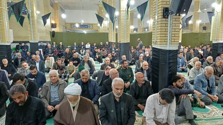 تصاویر/اقامه نماز عبادی سیاسی جمعه در زرندیه