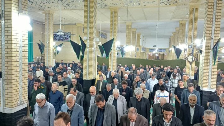 تصاویر/اقامه نماز عبادی سیاسی جمعه در زرندیه