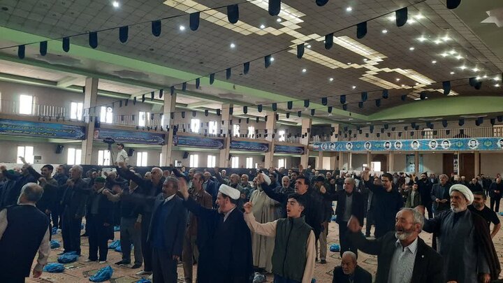 تصاویر/اقامه نماز عبادی سیاسی جمعه در خمین