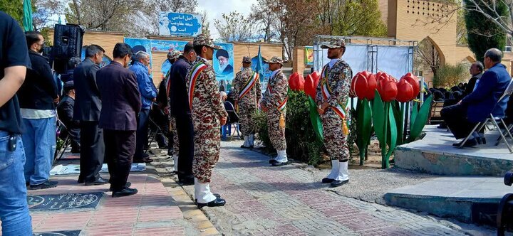 تصاویر/مراسم هفتم "خلبان شهید محمد رحیمیان" در گلزارشهدای اراک